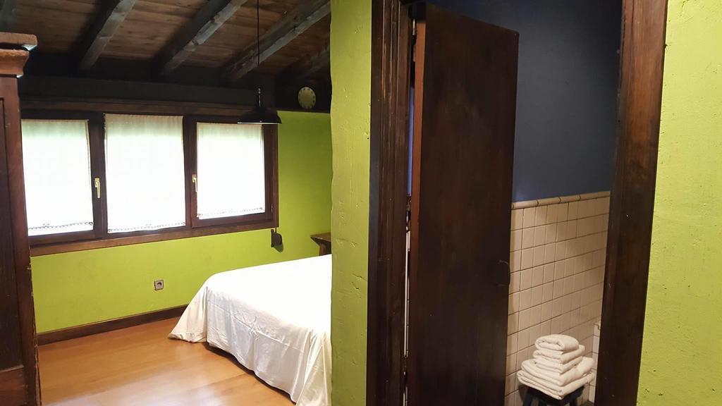 Hostal Itzalargikoborda Елісондо Екстер'єр фото