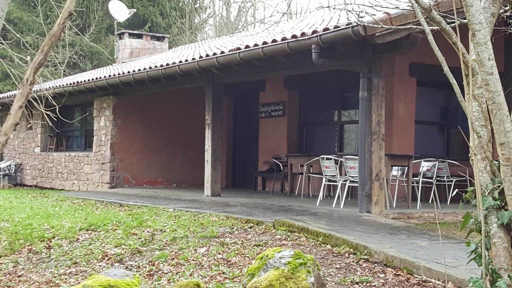 Hostal Itzalargikoborda Елісондо Екстер'єр фото