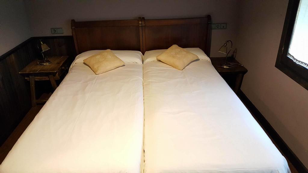 Hostal Itzalargikoborda Елісондо Екстер'єр фото