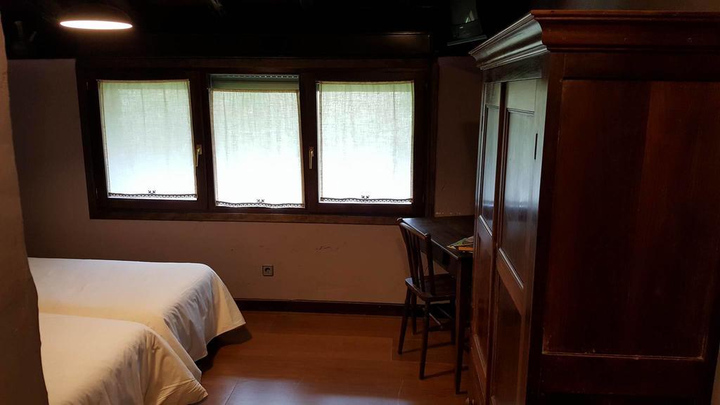 Hostal Itzalargikoborda Елісондо Екстер'єр фото